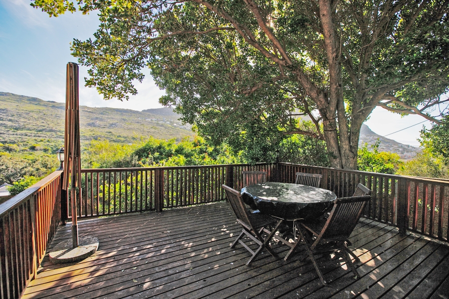 3 Bedroom Property for Sale in Glencairn Western Cape
